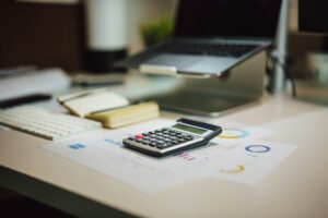 5 señales que tu negocio necesita auditoria urgente